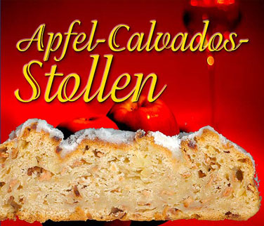 Angeschnittener Apfel-Calvados-Stollen mit kleinen Marzipanstücken